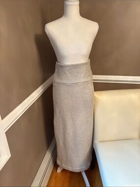 FINAL SALE-Classic Gray Knit Maxi Skirt
